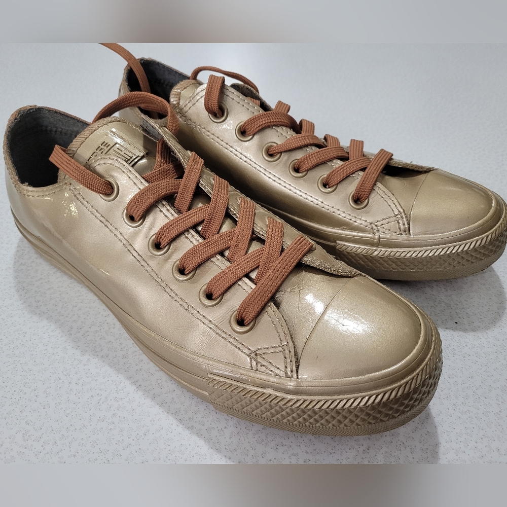 Converse Chuck Taylor All Star “Blush Gold” Sneakers Women’s Size 8 Metallic